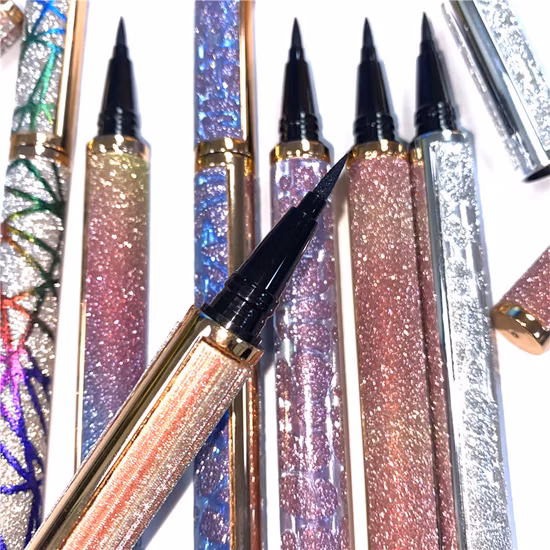 新しいトレンディなマジックアイライナー ペンシルチューブ 粘着アイライナー リキッドアイライナー